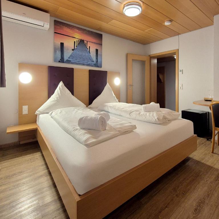 Hotel Mäuerle - Doppelzimmer im Untergeschoss - 3