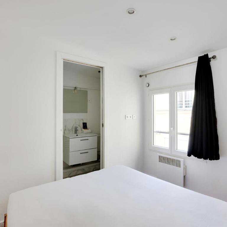 Charming apartment - 1BR-4P - Close to Bastille - One-Bedroom Apartment - 11