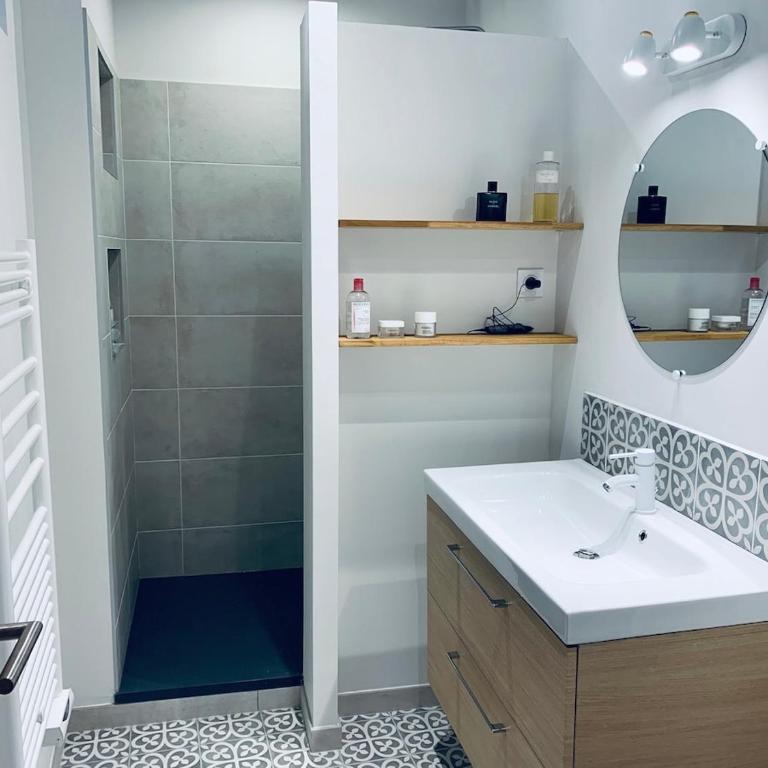 Studio avec terrasse proche notre dame de la garde - Appartement 1 Chambre - 12