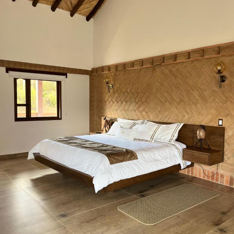 Hotel Vista Montaña - Quadruple Room with Mountain View - 7