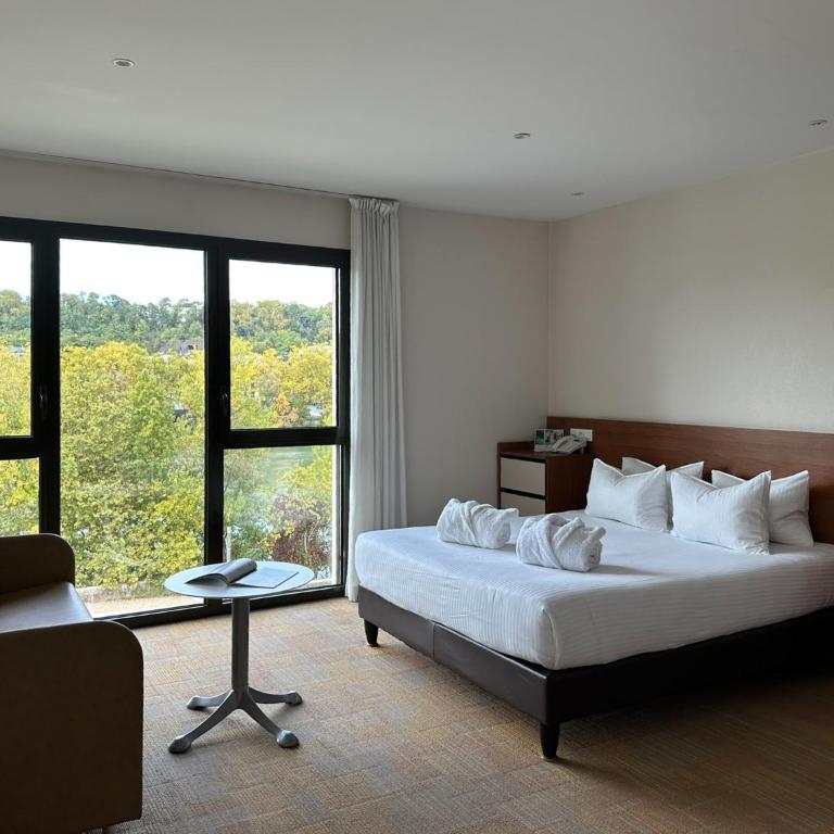 Hôtel Lyon Métropole & Spa - Chambre Studio - Accès Spa et Piscine Non Inclus - 6