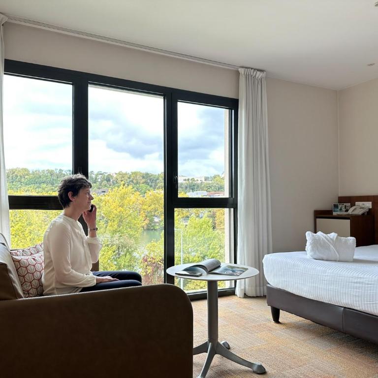 Hôtel Lyon Métropole & Spa - Chambre Studio - Accès Spa et Piscine Non Inclus - 4