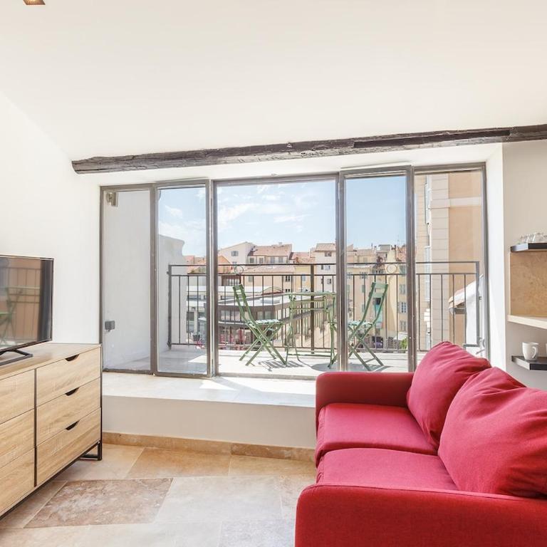 Apartment with rooftop view of Halles - One-Bedroom Apartment - 1
