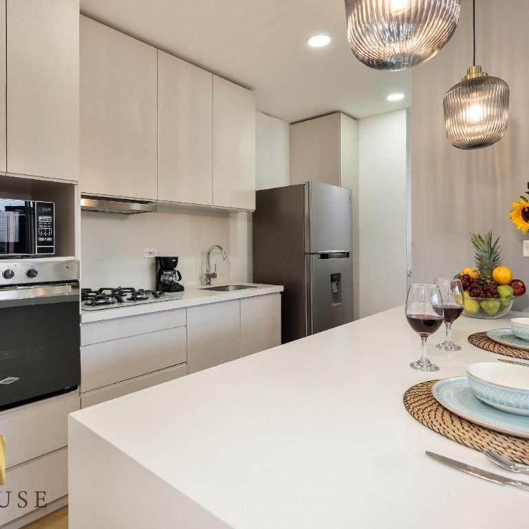 Urban 701 - Relaxing apt w/ pool, jacuzzi & gym - Apartment - 12
