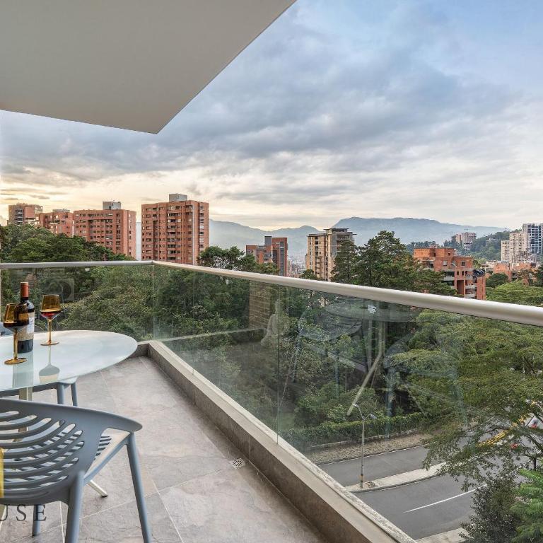 Urban 701 - Relaxing apt w/ pool, jacuzzi & gym - Apartment - 26