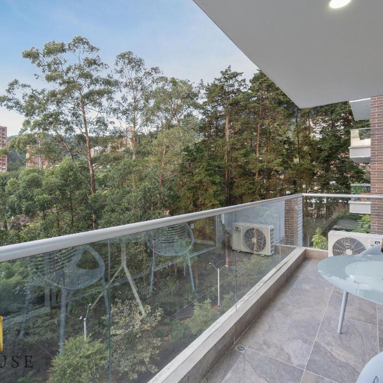Urban 701 - Relaxing apt w/ pool, jacuzzi & gym - Apartment - 28