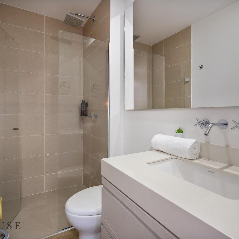 Urban 701 - Relaxing apt w/ pool, jacuzzi & gym - Apartment - 23