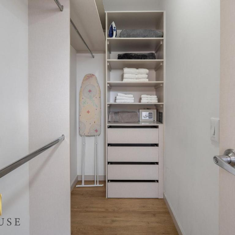 Urban 701 - Relaxing apt w/ pool, jacuzzi & gym - Apartment - 24