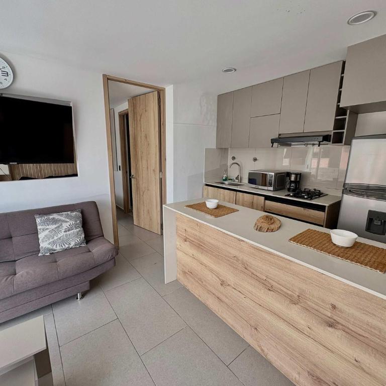Comfy Loft near El Tesoro MDE OSLO - Apartment - 1