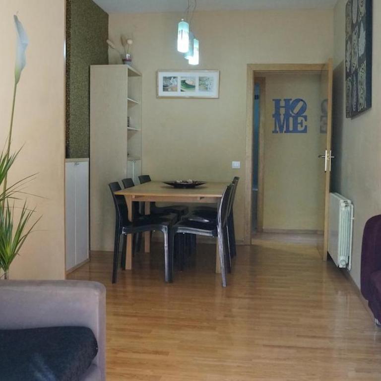 GOOD APARTMENTS gran via 3 bedrooms - Three-Bedroom Apartment Suite - 6