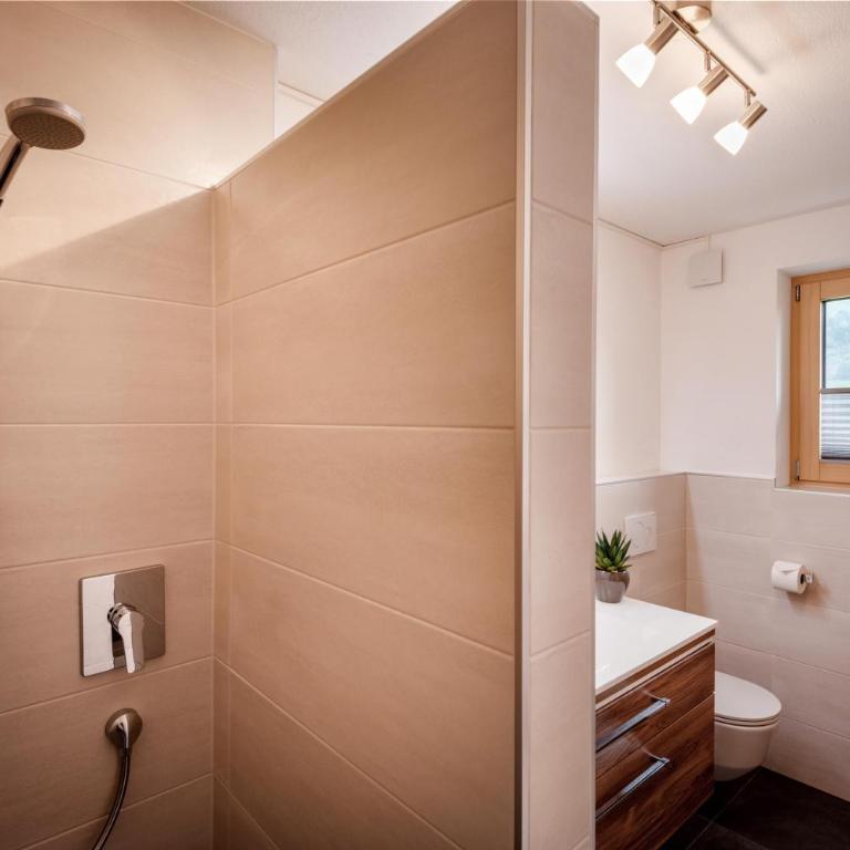 Apart Theresa - Apartment mit 1 Schlafzimmer und Dusche - 10