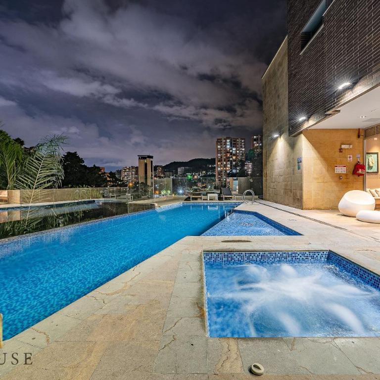 Urban 701 - Relaxing apt w/ pool, jacuzzi & gym - Apartment - 33