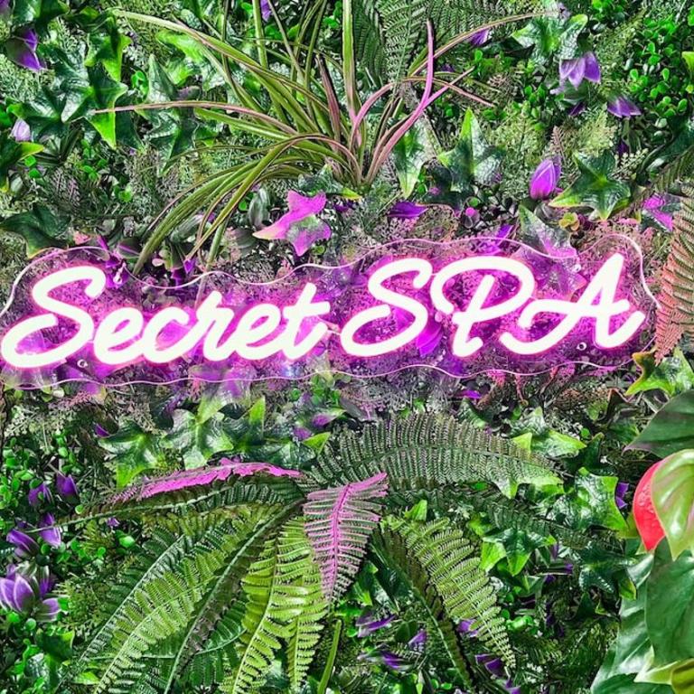 Secret SPA Jacuzzi & Cinema - Apartamento de 1 dormitorio - 2