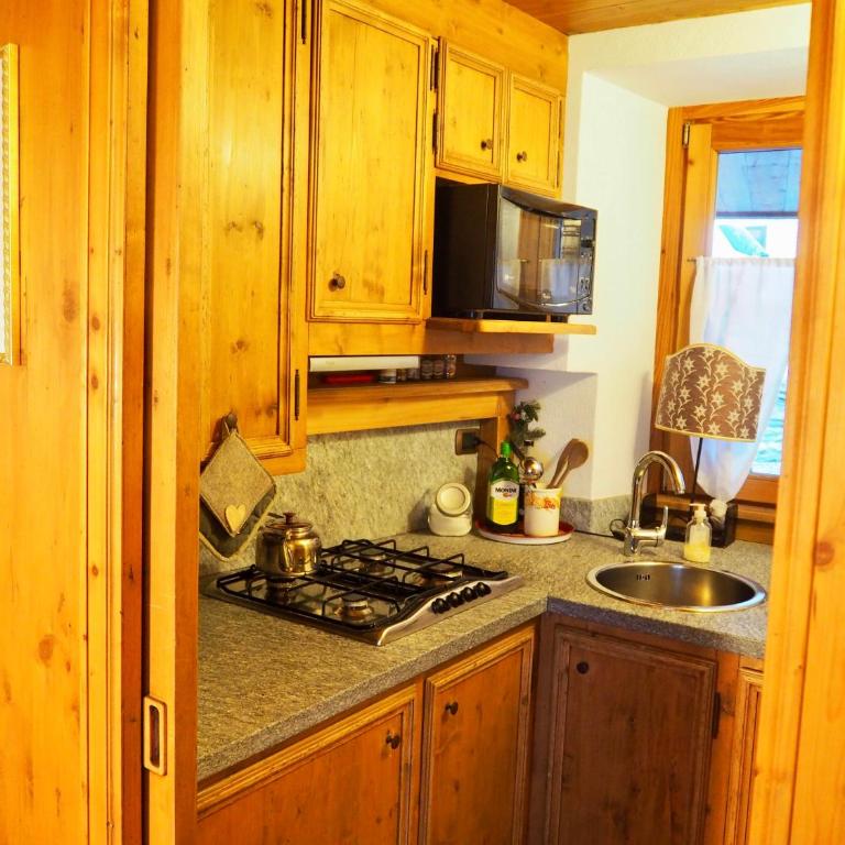 Courmayeur Cozy Nest - Appartamento con 1 Camera da Letto - 12