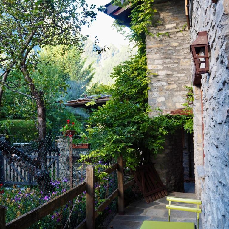 Courmayeur Cozy Nest - Appartamento con 1 Camera da Letto - 2