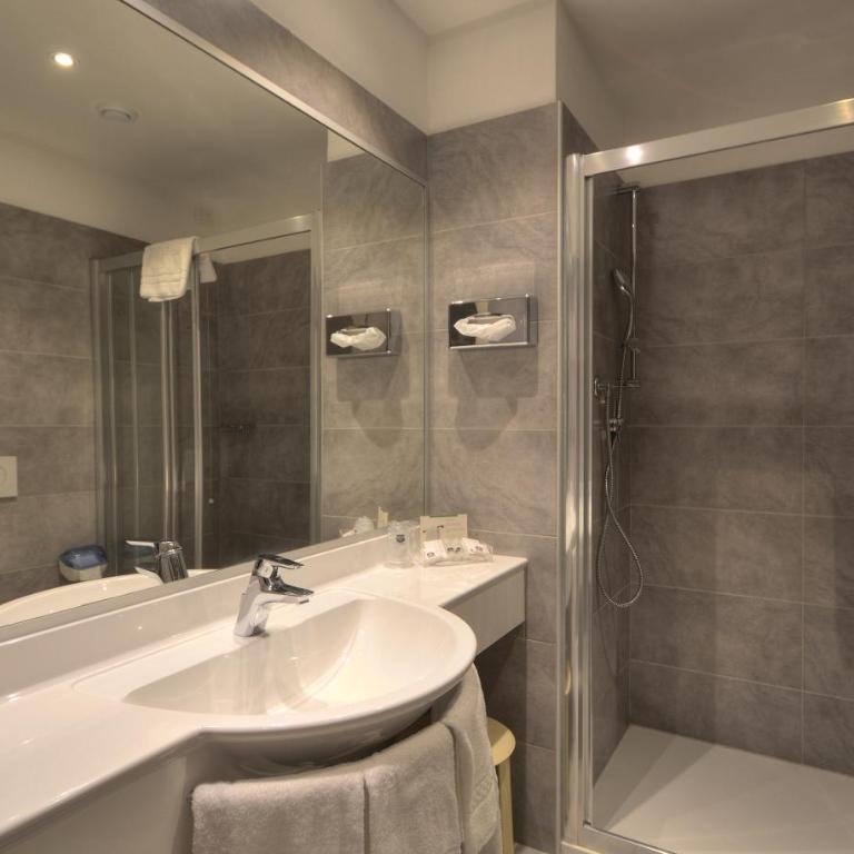 Best Western Hotel Genio - Camera Queen Familiare - 4