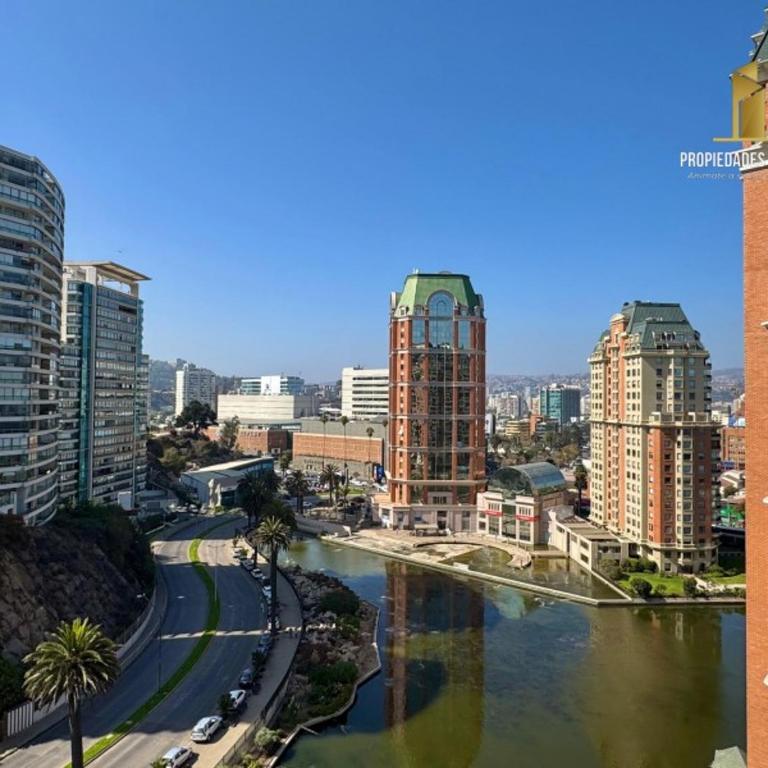 Departamento vista al mar con piscina viña 4 - Three-Bedroom Apartment - 14