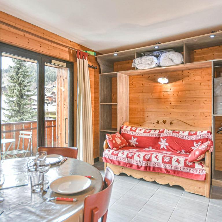 Studio cosy centre-village avec balcon, parking, cuisine équipée - FR-1-685-50 - Monolocale - 1