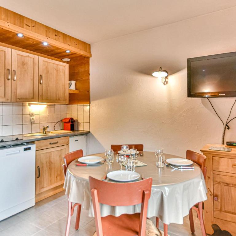 Studio cosy centre-village avec balcon, parking, cuisine équipée - FR-1-685-50 - Monolocale - 3