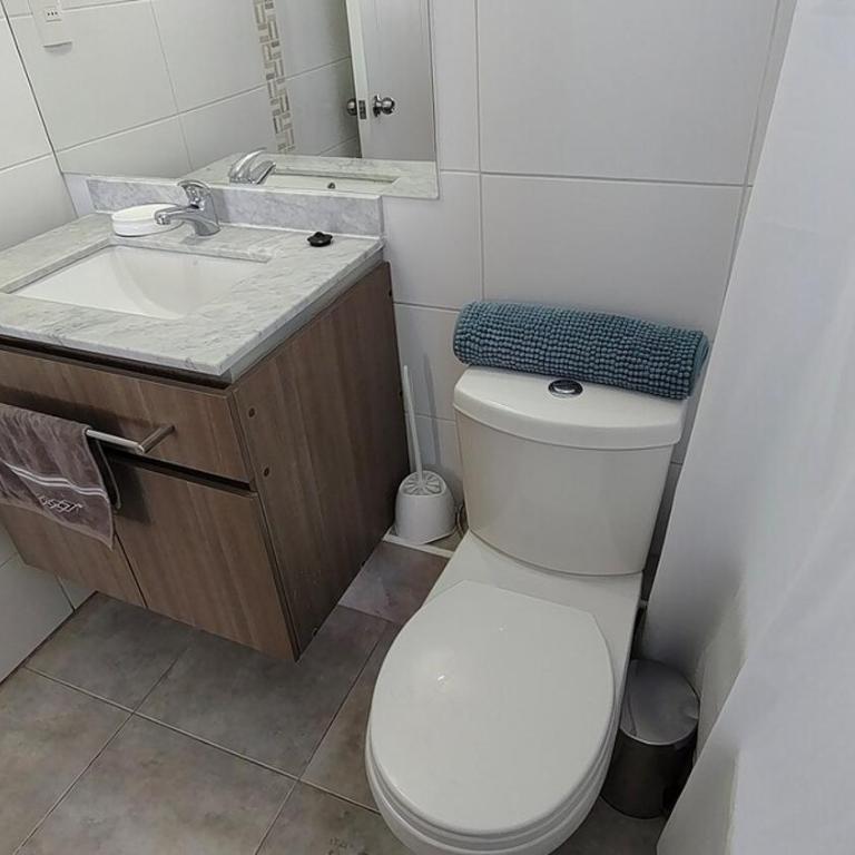 Oceana Suites Concepto One - Two-Bedroom Apartment with City View - 24