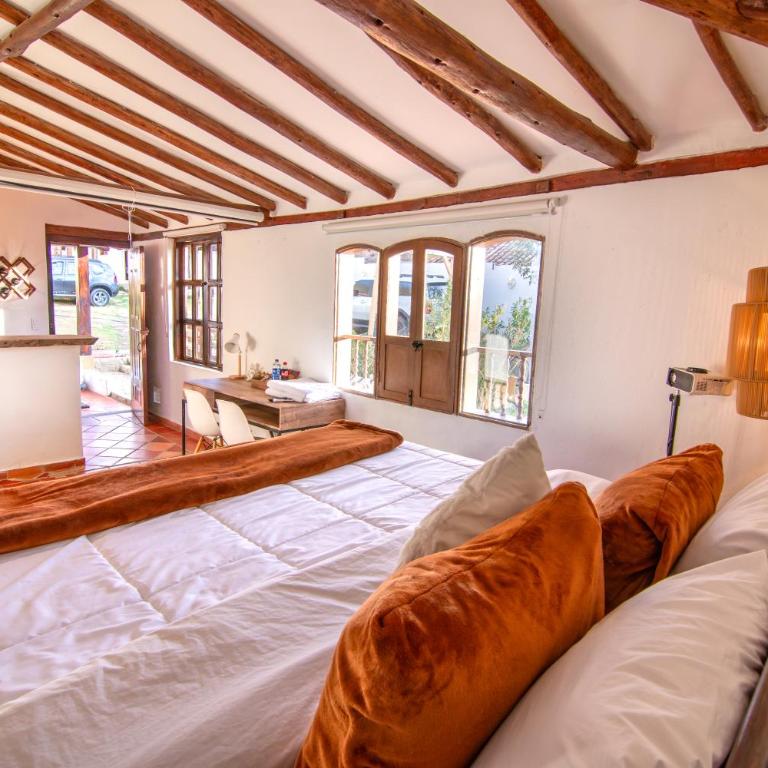 Exclusiva cabaña con tina en piedra, fogata y cine - Deluxe Queen Room with Two Queen Beds - 2