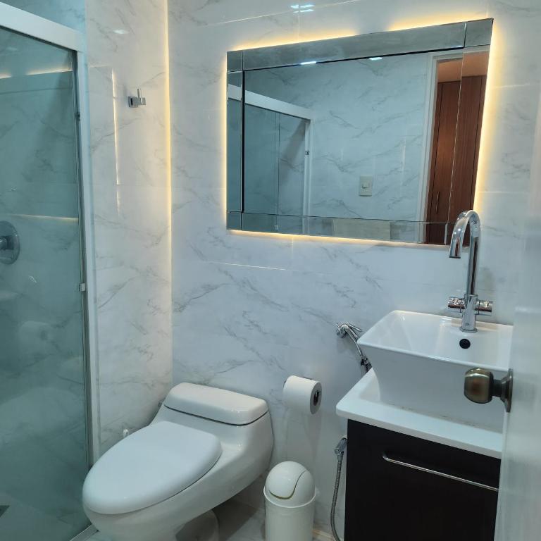 Suite 910 - One-Bedroom Apartment - 5