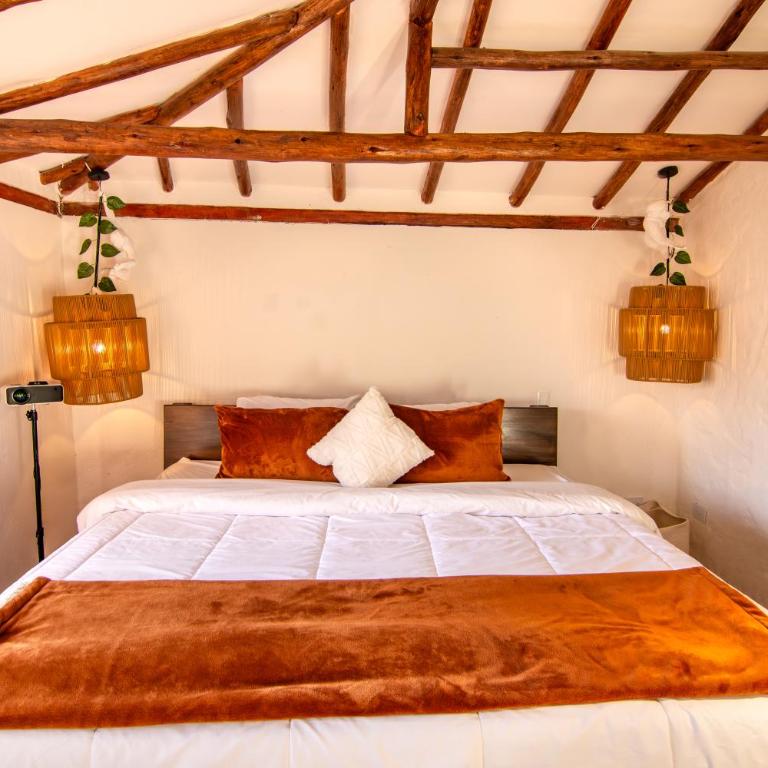 Exclusiva cabaña con tina en piedra, fogata y cine - Deluxe Queen Room with Two Queen Beds - 4