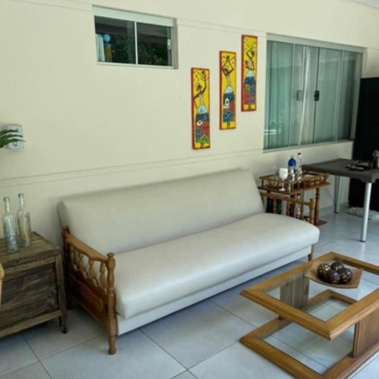 Spacious house, space, comfort and pet friendly - Three-Bedroom House - 8