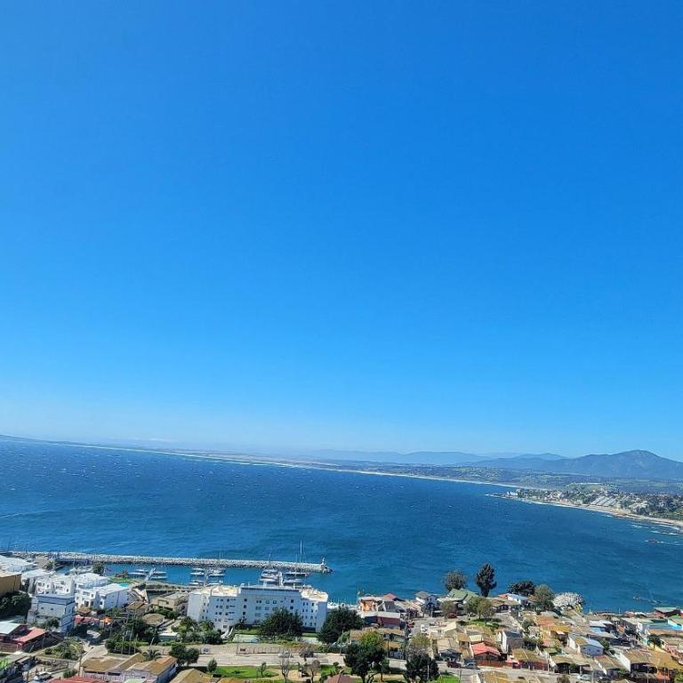 Apartment With Beautiful View in Costa de Montemar - Apartment - 10