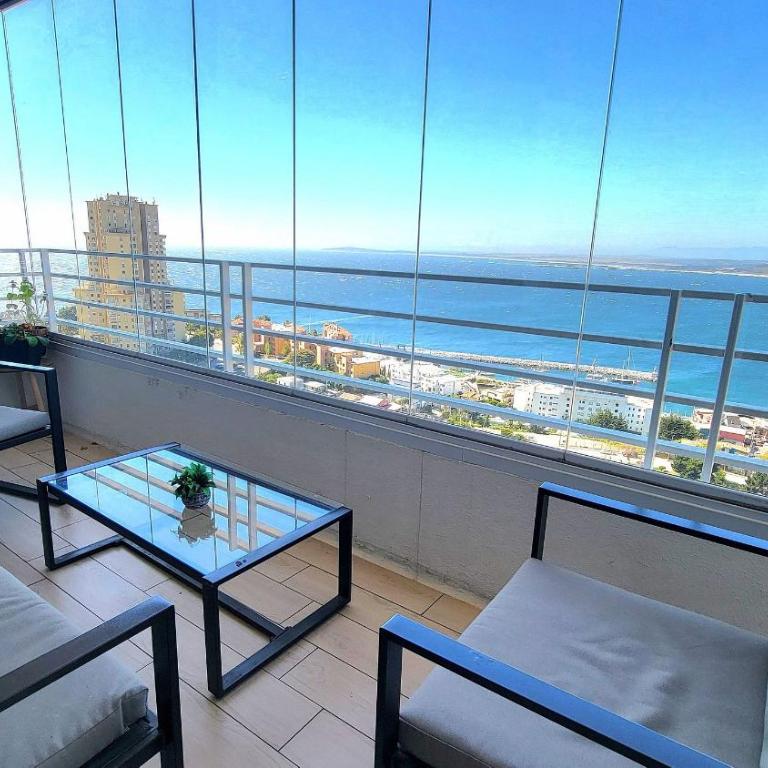 Apartment With Beautiful View in Costa de Montemar - Apartment - 11