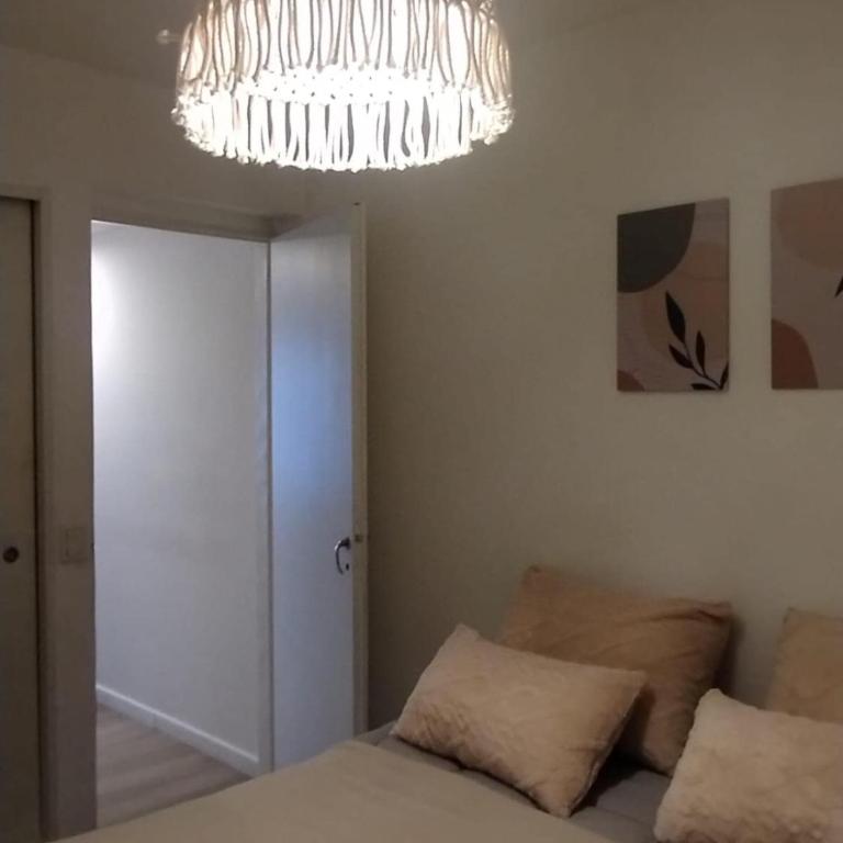 Departamento en el Centro de Bariloche con Hermosa Vista solo con abono de SEÑA - Apartamento de 1 dormitorio - 10