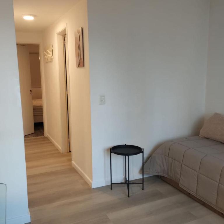 Departamento en el Centro de Bariloche con Hermosa Vista solo con abono de SEÑA - Apartamento de 1 dormitorio - 12
