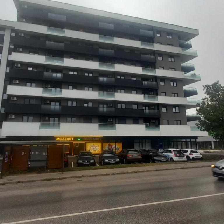 Lux Apartment Divine with Private Parking Garage - One-Bedroom Apartment - 39