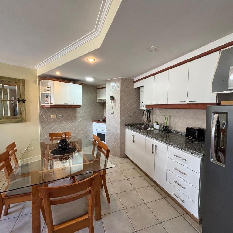 Family Apartment in Costa de Montemar - Apartment - 28