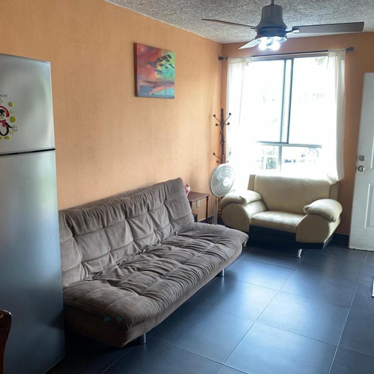 Entire House in a Beautiful Private Subdivision - Casa de 3 dormitorios - 18