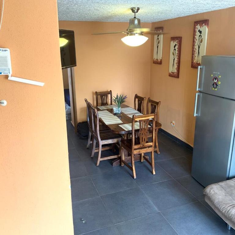 Entire House in a Beautiful Private Subdivision - Casa de 3 dormitorios - 29