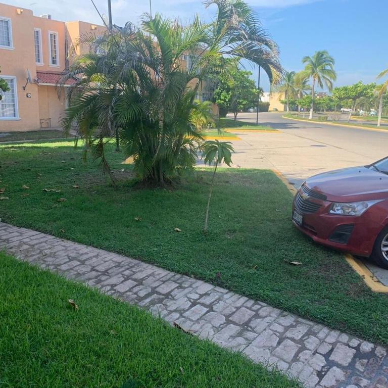 Entire House in a Beautiful Private Subdivision - Casa de 3 dormitorios - 36