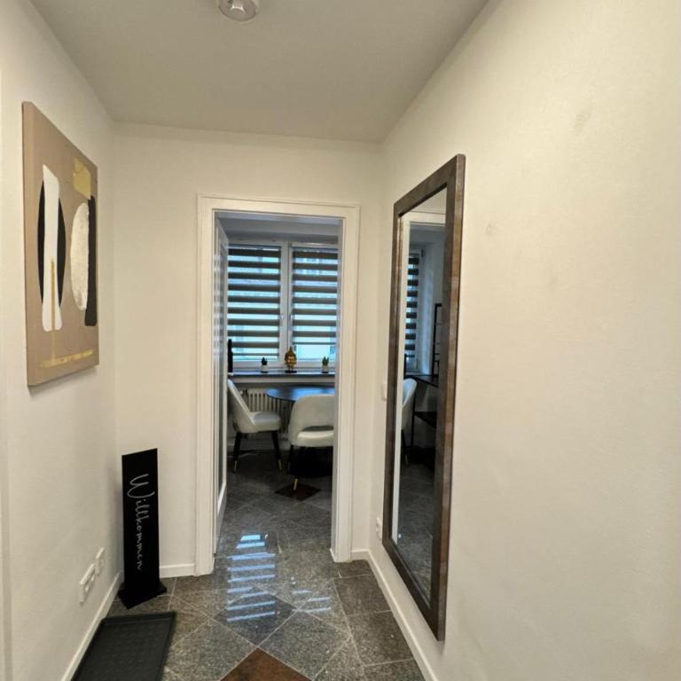 Modern City Apartment 3 - One-Bedroom Apartment - 10