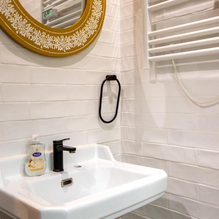Zenora Loft Hot Tub & Arcade in Downtown - Appartamento con 2 Camere da Letto - 14