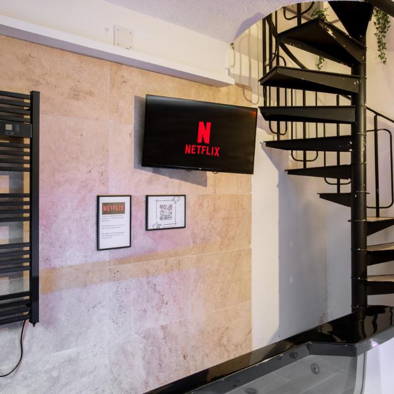 Zenora Loft Hot Tub & Arcade in Downtown - Appartamento con 2 Camere da Letto - 7