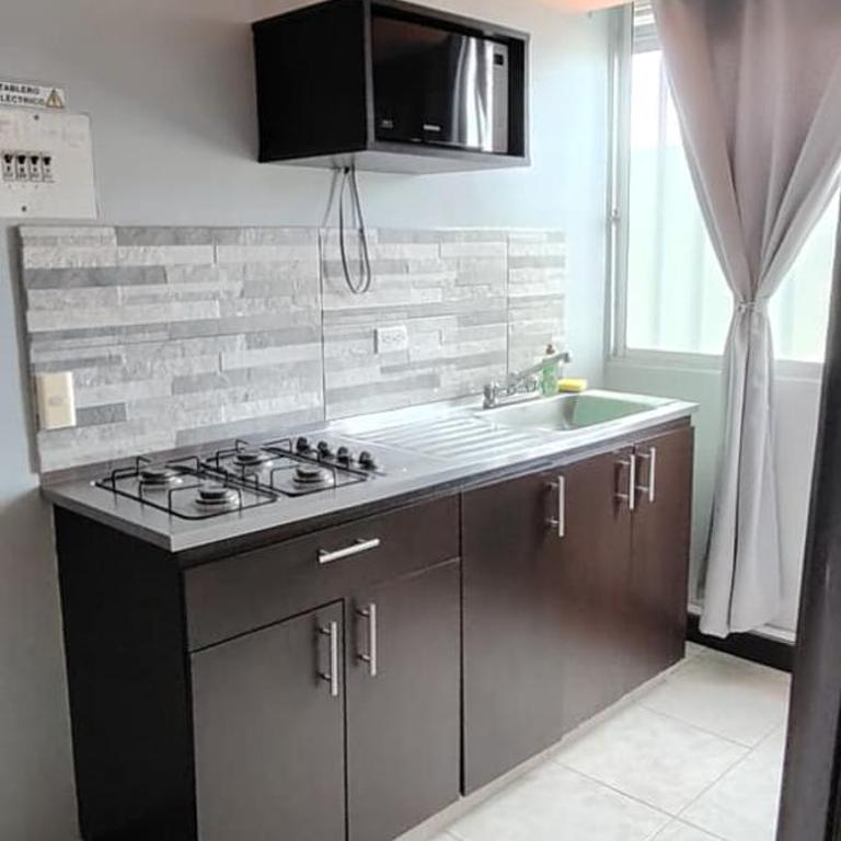 Apartahotel primer piso cerca Parque del Café - Apartamento de 2 dormitorios - 26