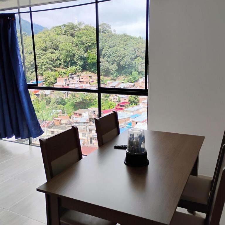 Apartamento Ubicación Centro Belencito - Apartamento de 3 dormitorios - 3