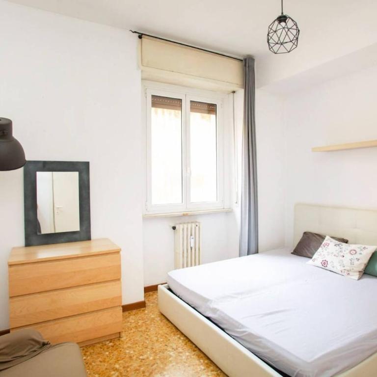 CasaPortaVenezia - 5 min M1 and M3 - Appartamento Standard con 2 Camere da Letto - 8