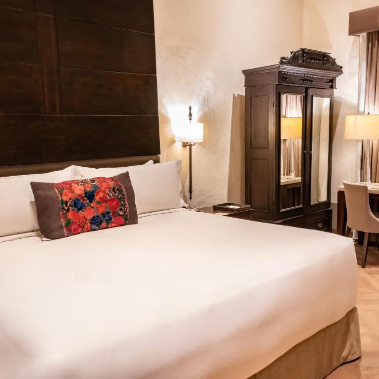 Quinta Real Puebla - Habitación Superior con cama extragrande - 2