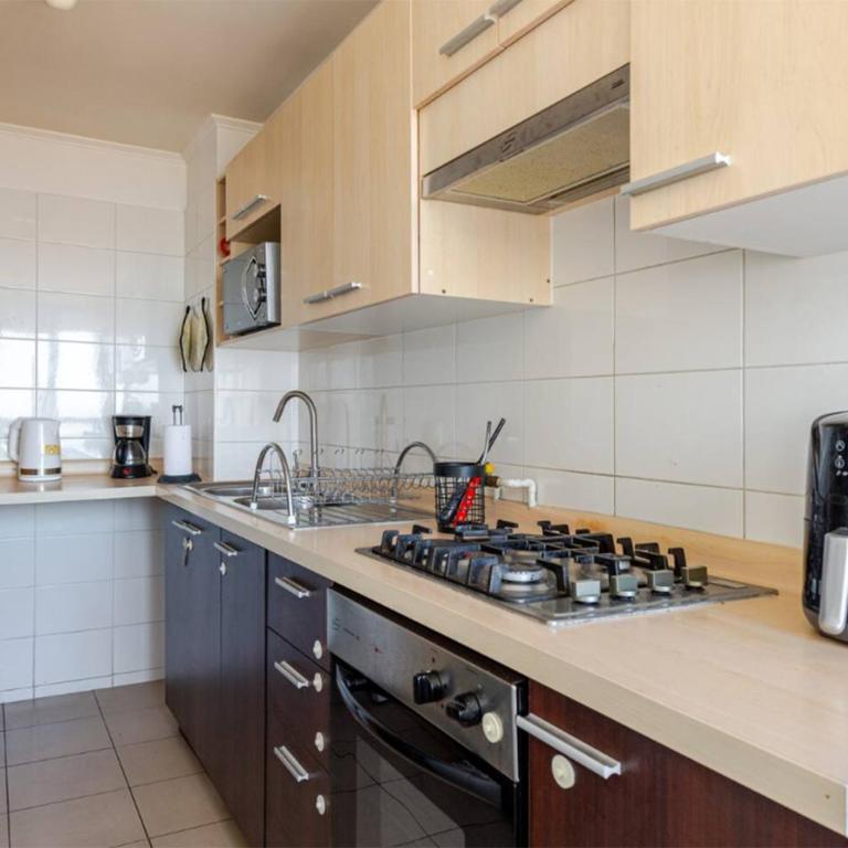 Viña del Mar Depto cercano al Mall Marina playa a 5 minutos en auto vista al mar WiFi estacionamiento - Three-Bedroom Standard Apartment - 22