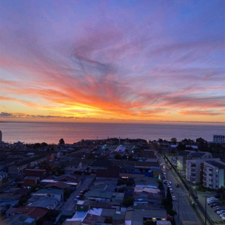 Viña del Mar Depto cercano al Mall Marina playa a 5 minutos en auto vista al mar WiFi estacionamiento - Three-Bedroom Standard Apartment - 27