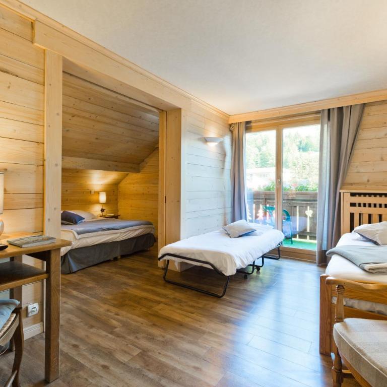 Hôtel La Montagne - Chambre Familiale avec Balcon - 4