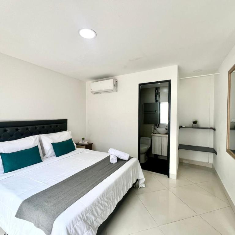 Hotel 79 Poblado - Suite Deluxe - 4