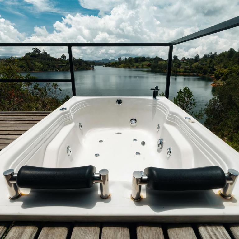 The Boato Hotel - Habitación Doble con vistas al lago - 17