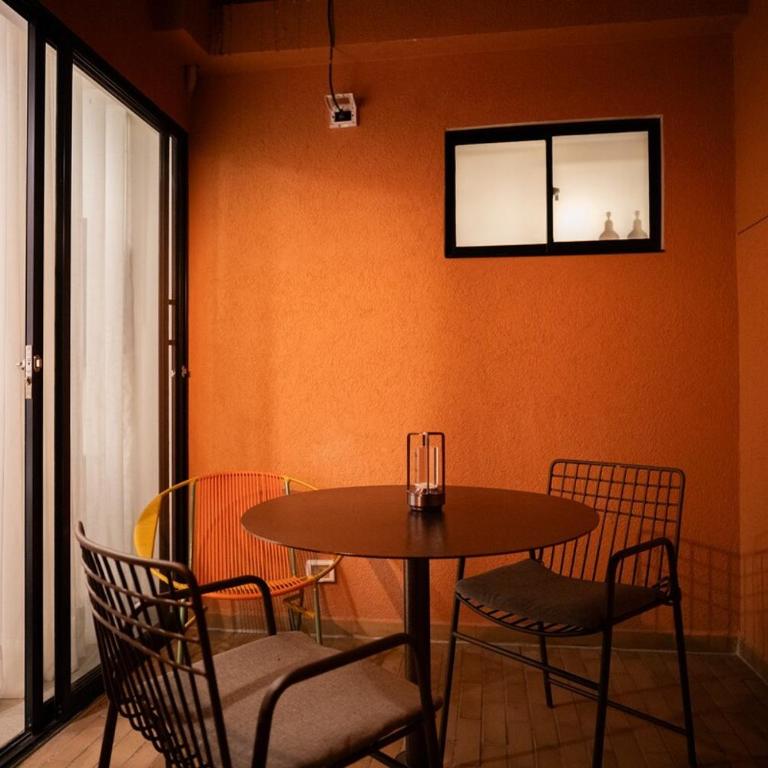 201 Stylish Retreat in Laureles Area Terrace AC - One-Bedroom Apartment - 17